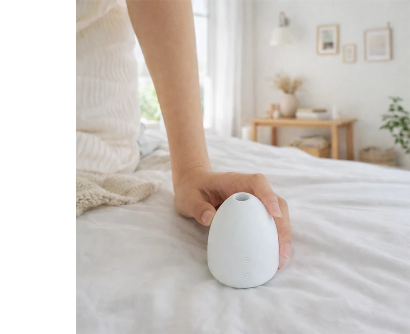 HooHss egg white silicone sucking toy for women