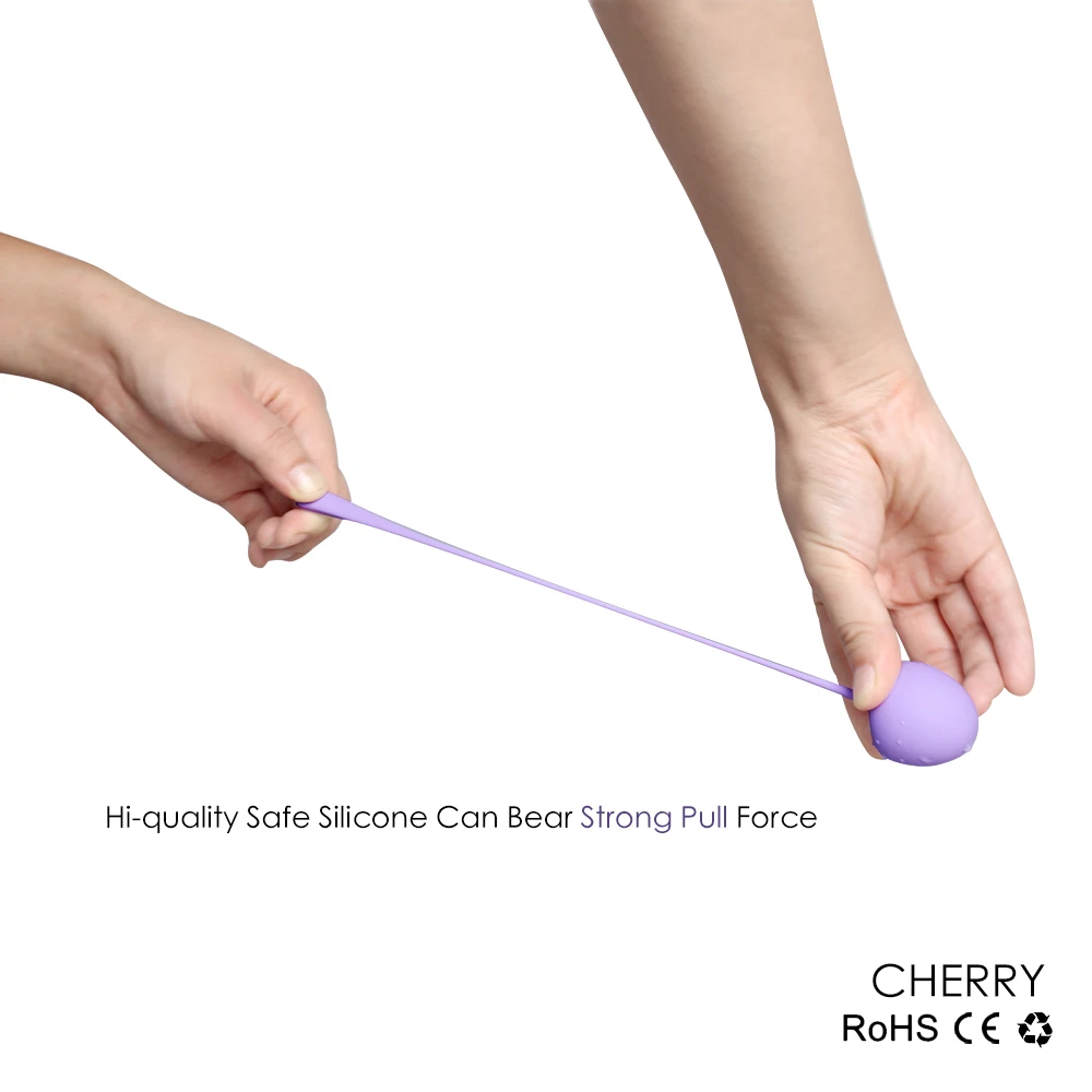 Demonstration of the high-quality medical-grade silicone elasticity and strong pull force of the RubyLift retrieval stem.