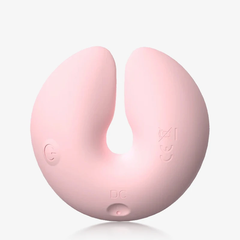 hh-wearable-nipple-vibrating-clamp-gallery-15 Front view of an HH intimacy device featuring a discreet power button and premium medical-grade silicone texture on a white background.